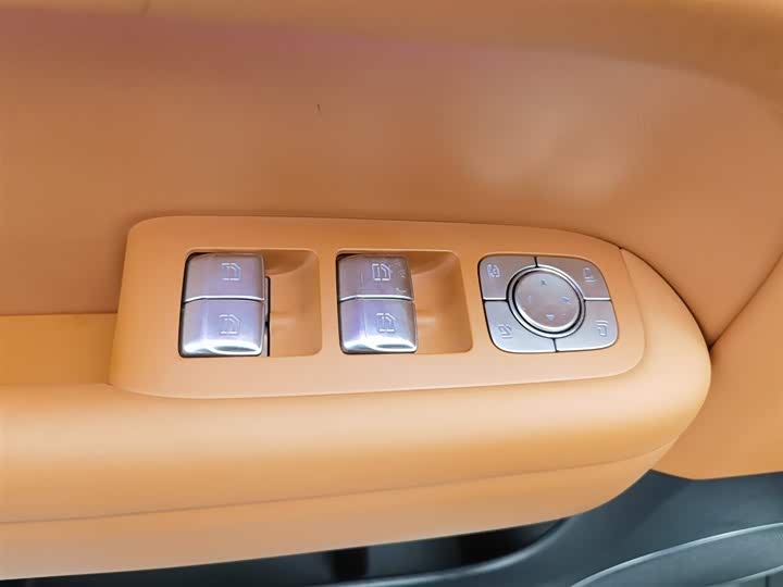 Фото 9 - LiXiang L6