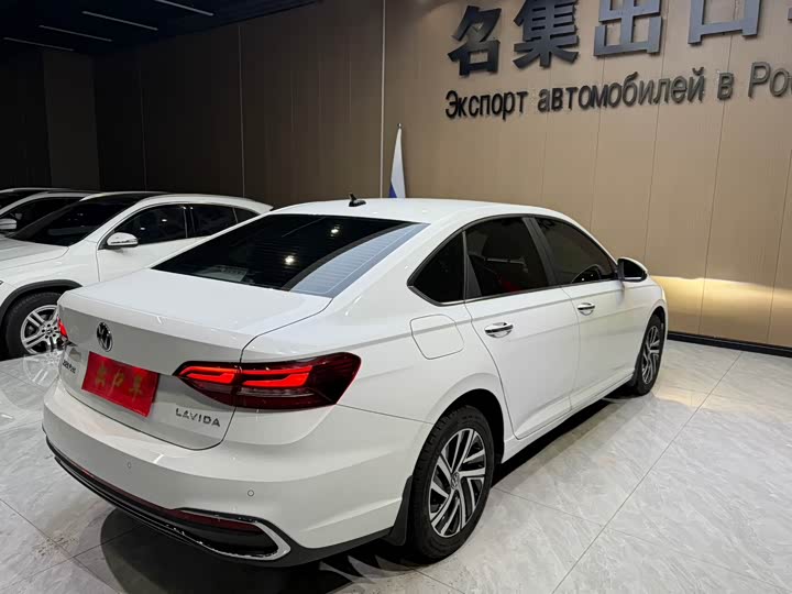 Фото 4 - Volkswagen Lavida