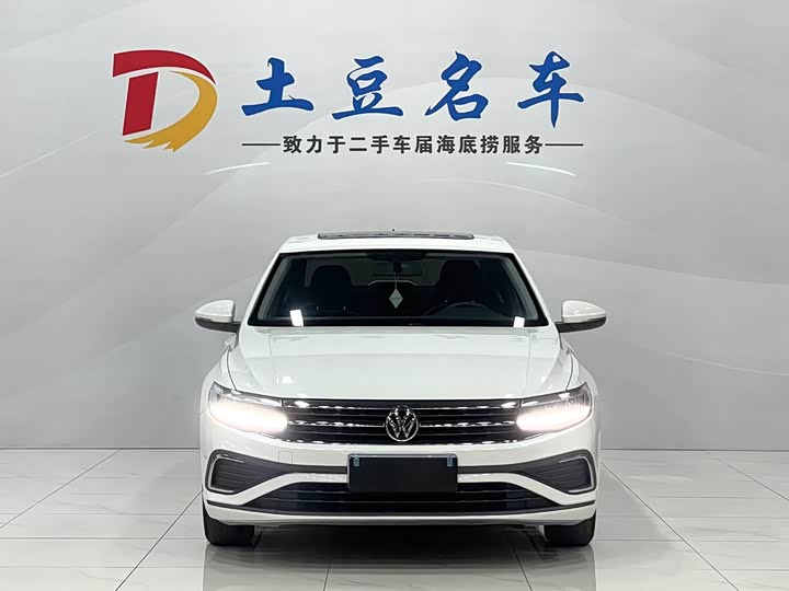 Фото 2 - Volkswagen Bora