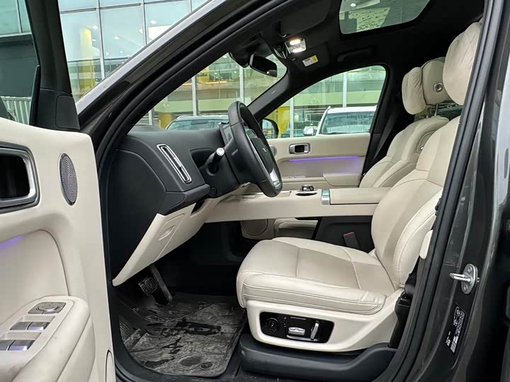 Фото 3 - LiXiang L8