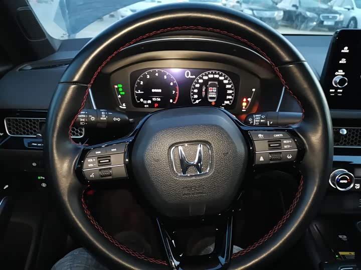 Фото 11 - Honda Civic