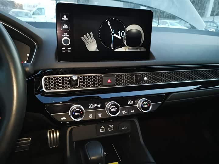 Фото 13 - Honda Civic