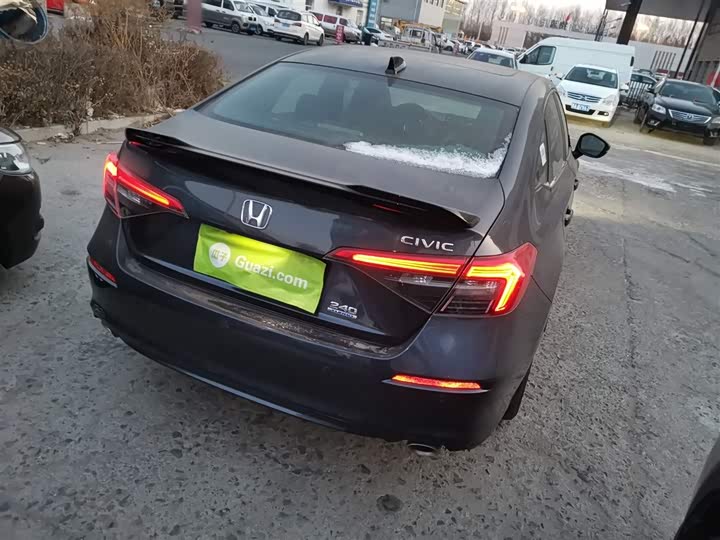 Фото 7 - Honda Civic