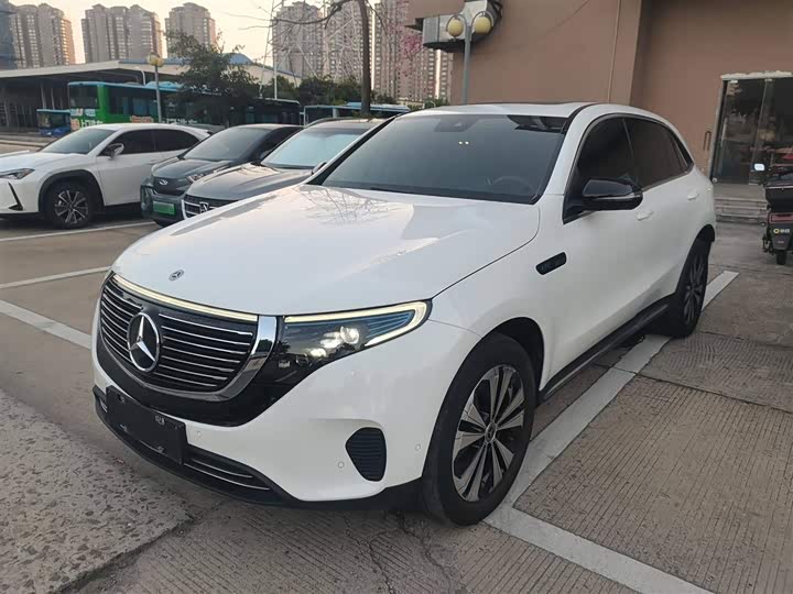 Фото 2 - Mercedes-Benz EQC