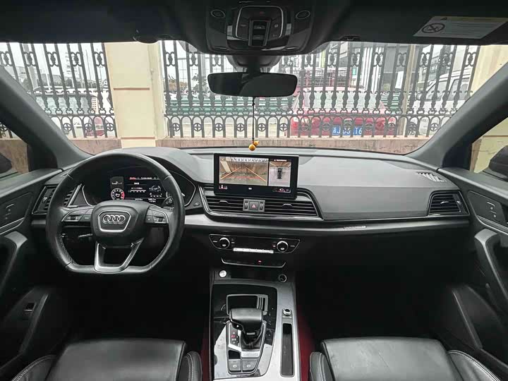 Фото 5 - Audi Q5L Sportback