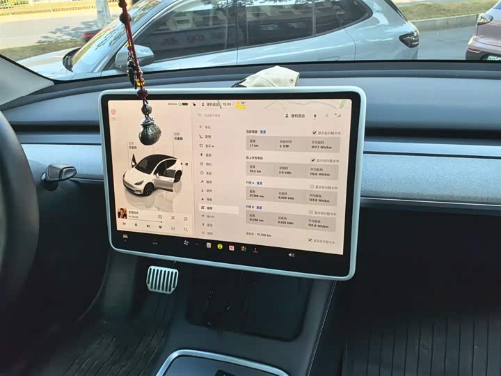 Фото 13 - Tesla Model Y