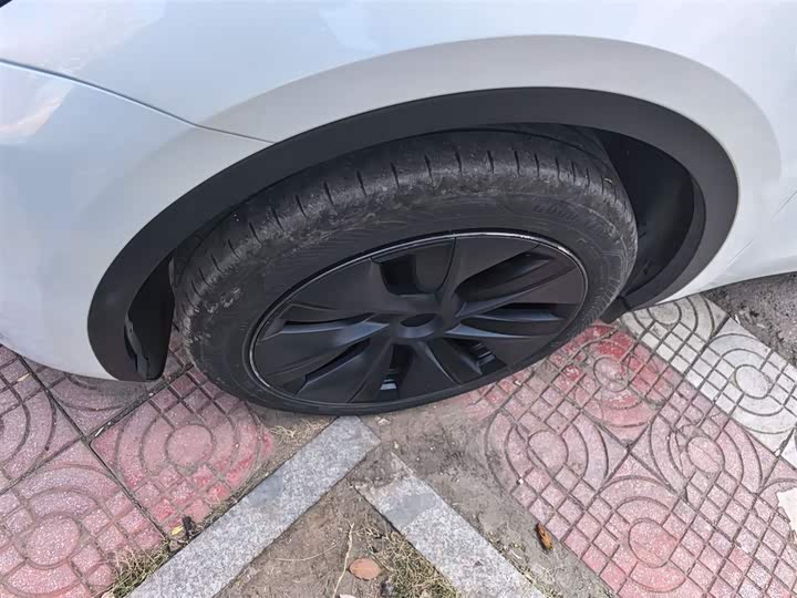 Фото 23 - Tesla Model Y