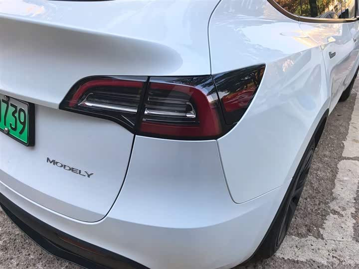 Фото 8 - Tesla Model Y