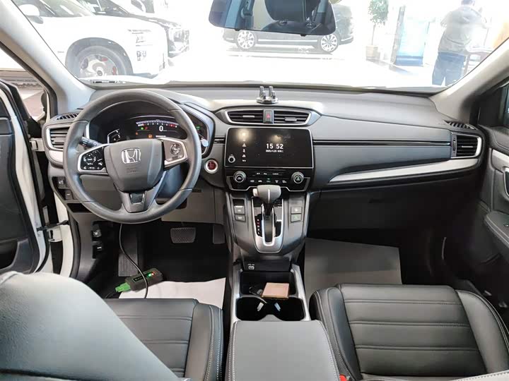 Фото 10 - Honda CR-V