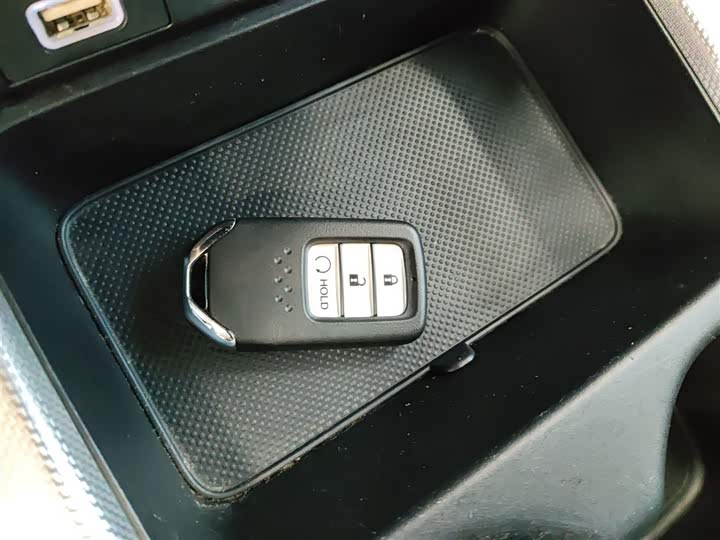 Фото 9 - Honda CR-V