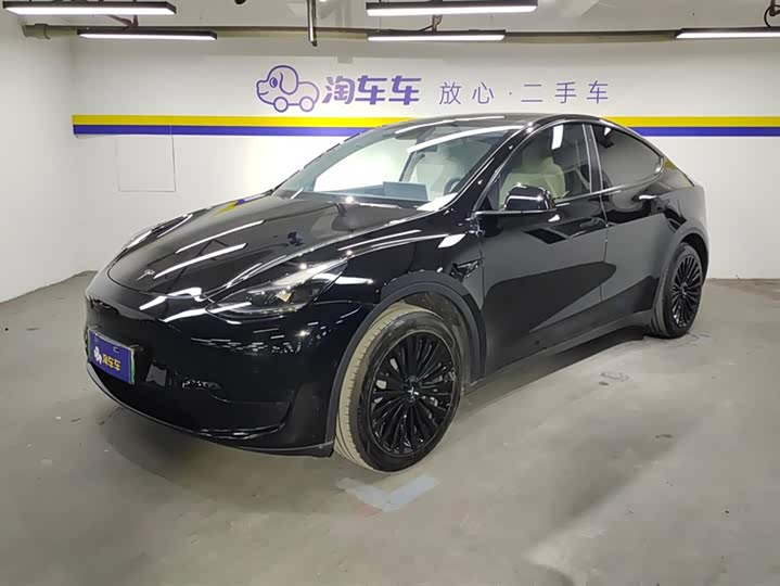 Фото 1 - Tesla Model Y