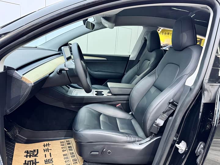 Фото 20 - Tesla Model Y