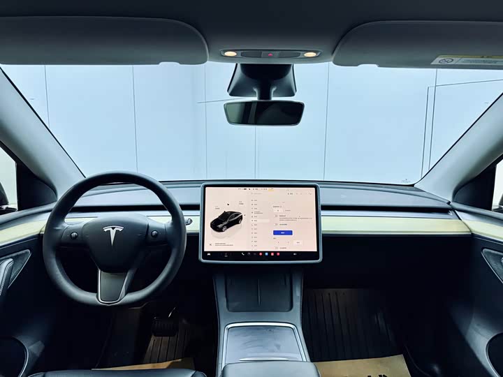 Фото 4 - Tesla Model Y