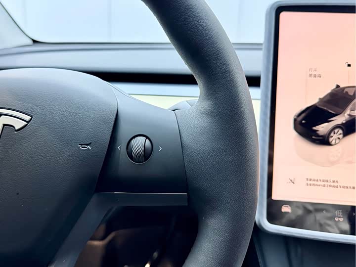 Фото 7 - Tesla Model Y