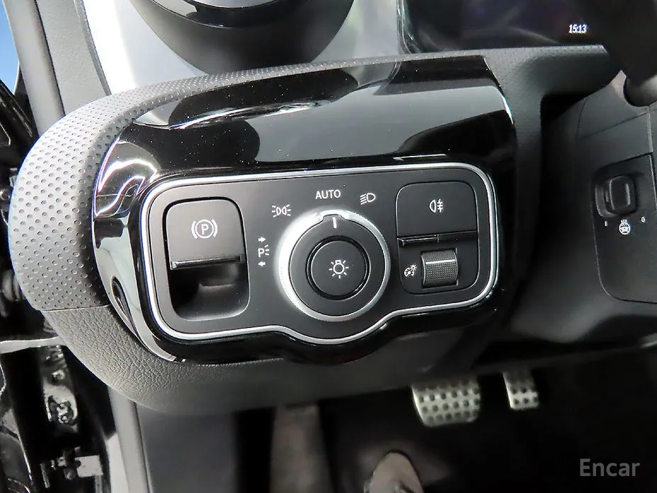 Фото 16 - Mercedes-Benz CLA-Class