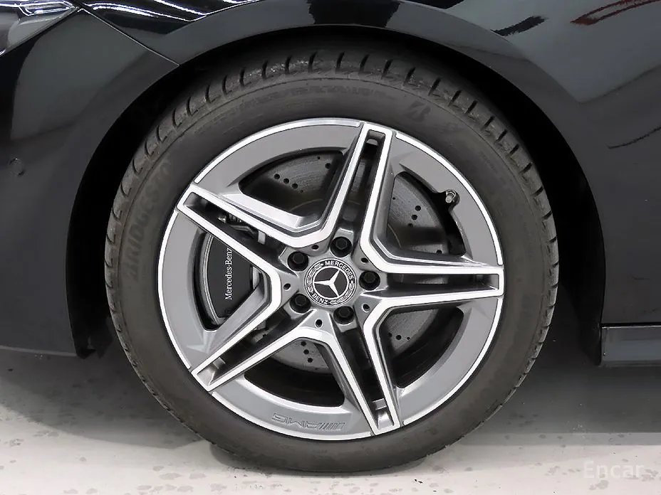 Фото 20 - Mercedes-Benz CLA-Class