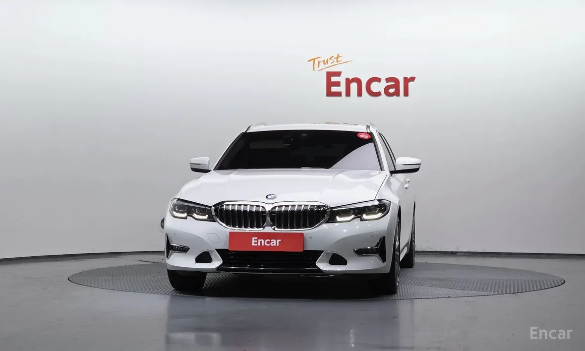 Фото 3 - BMW 3 Series