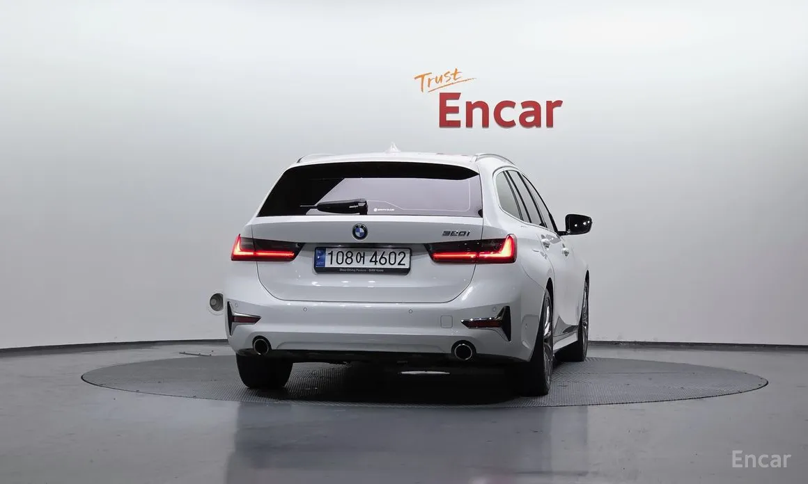 Фото 4 - BMW 3 Series