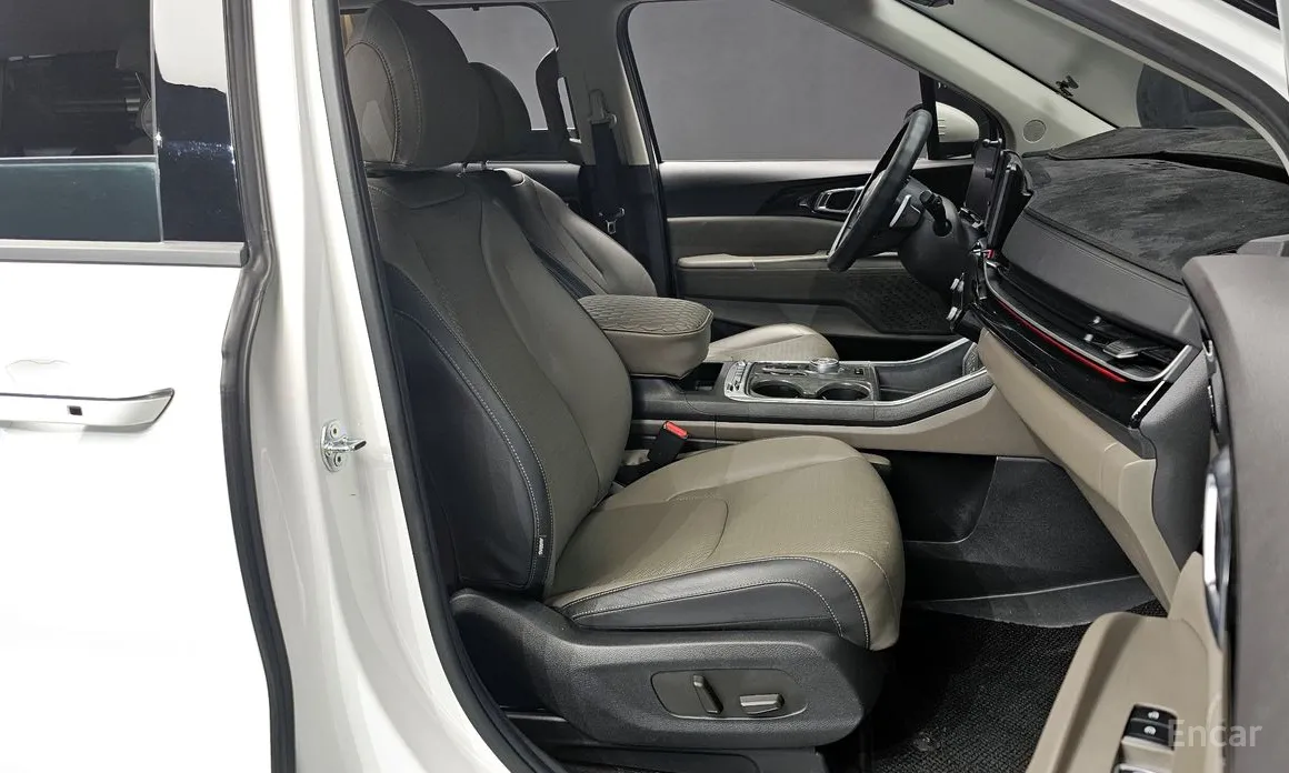 Фото 10 - Kia Carnival