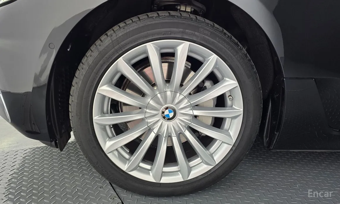 Photo 5 - BMW Gran Turismo