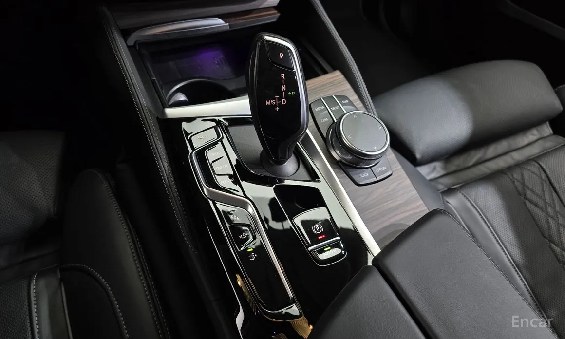 Photo 9 - BMW Gran Turismo