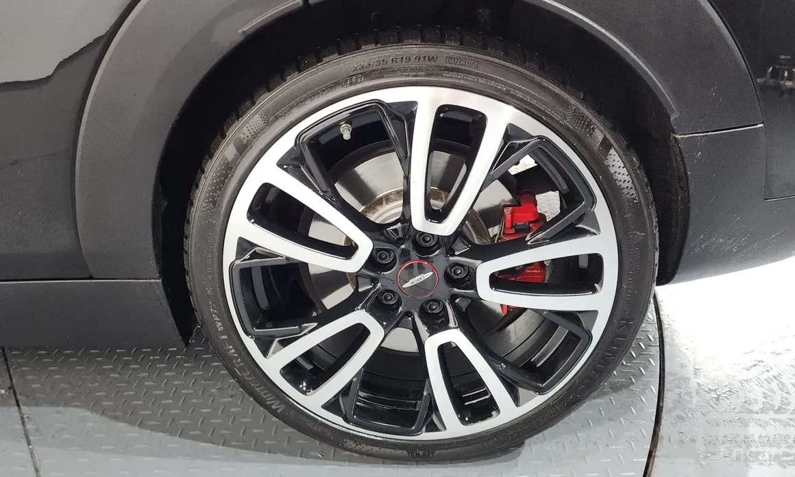 Фото 5 - Mini Clubman