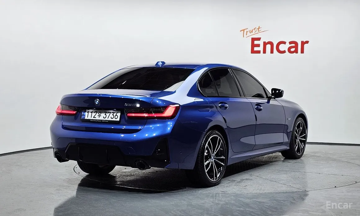 Фото 2 - BMW 3 Series