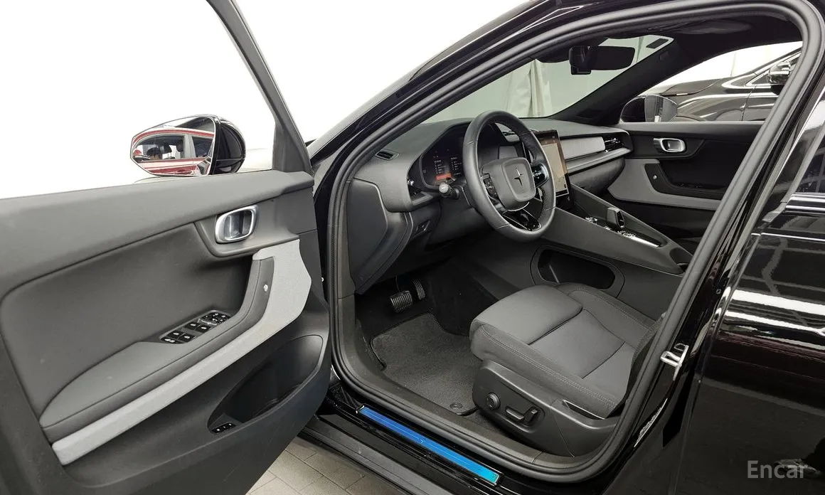 Фото 10 - Polestar 2