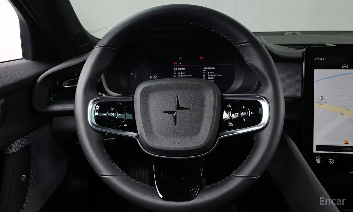 Фото 13 - Polestar 2