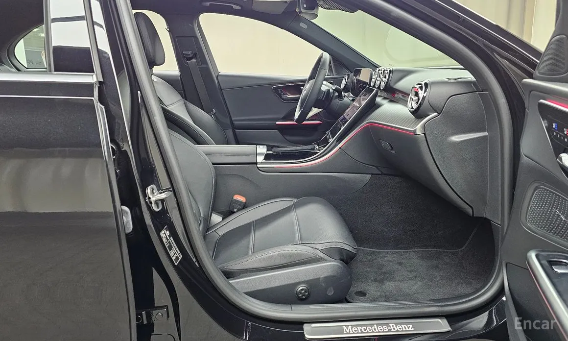 Фото 11 - Mercedes-Benz C-Class