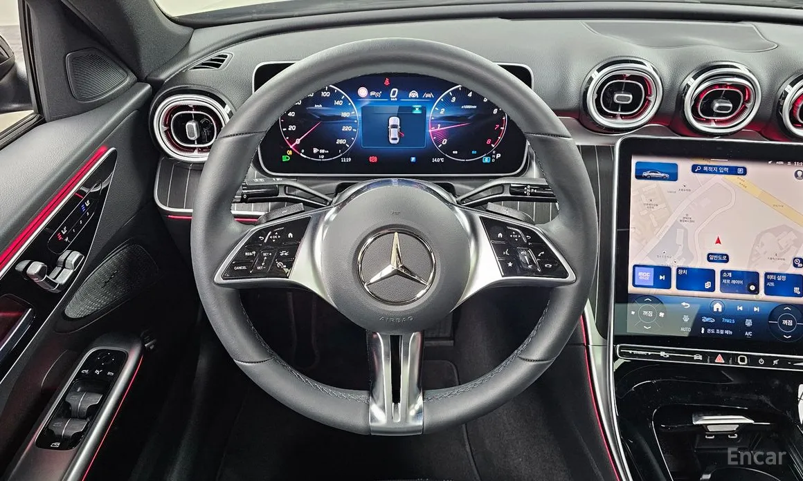 Фото 13 - Mercedes-Benz C-Class