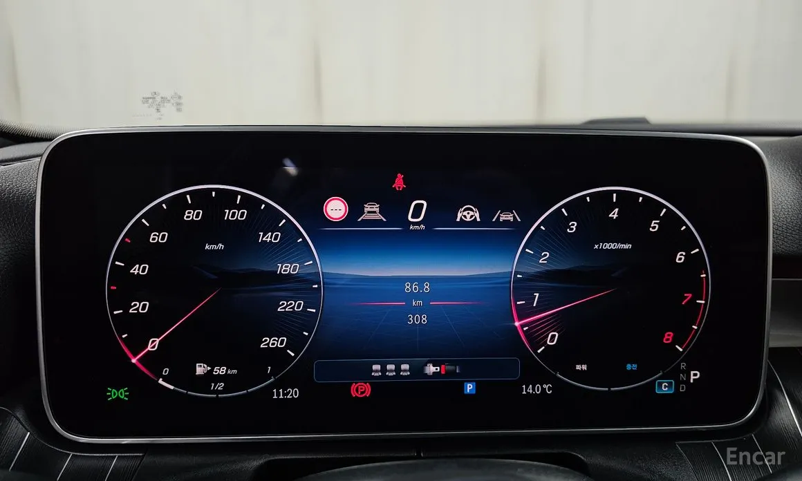 Фото 8 - Mercedes-Benz C-Class