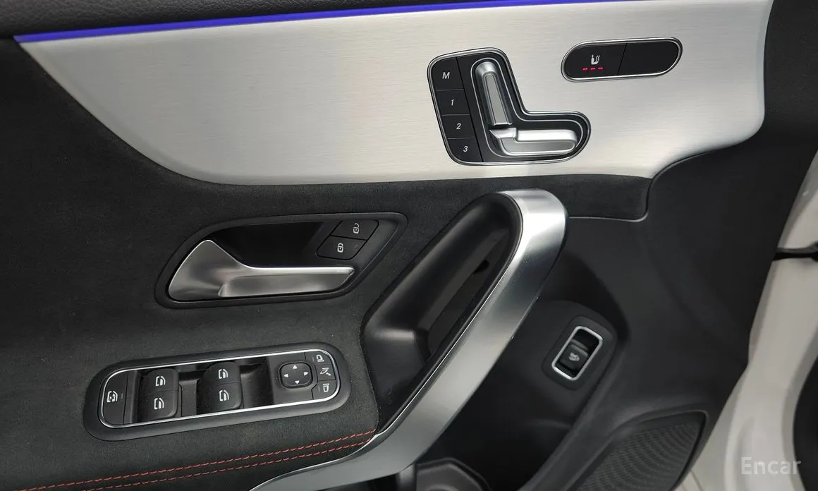 Фото 18 - Mercedes-Benz CLA-Class