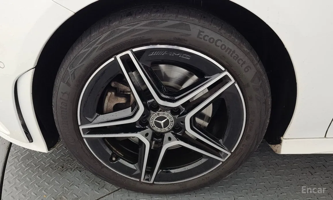 Фото 5 - Mercedes-Benz CLA-Class