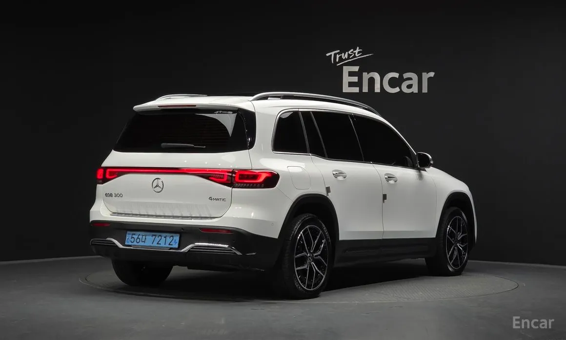 Фото 2 - Mercedes-Benz EQB