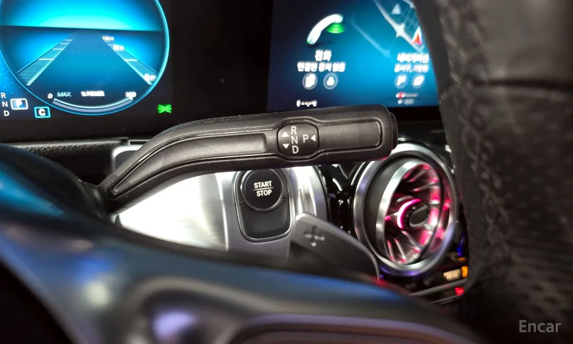 Фото 9 - Mercedes-Benz EQB