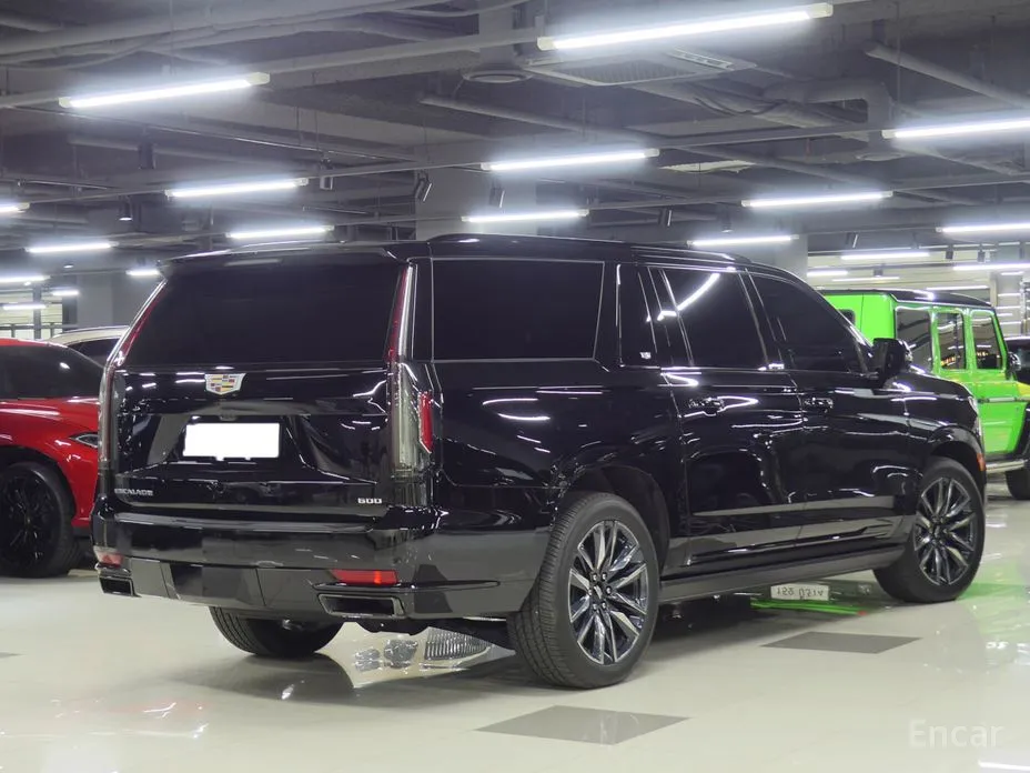 Фото 3 - Cadillac Escalade