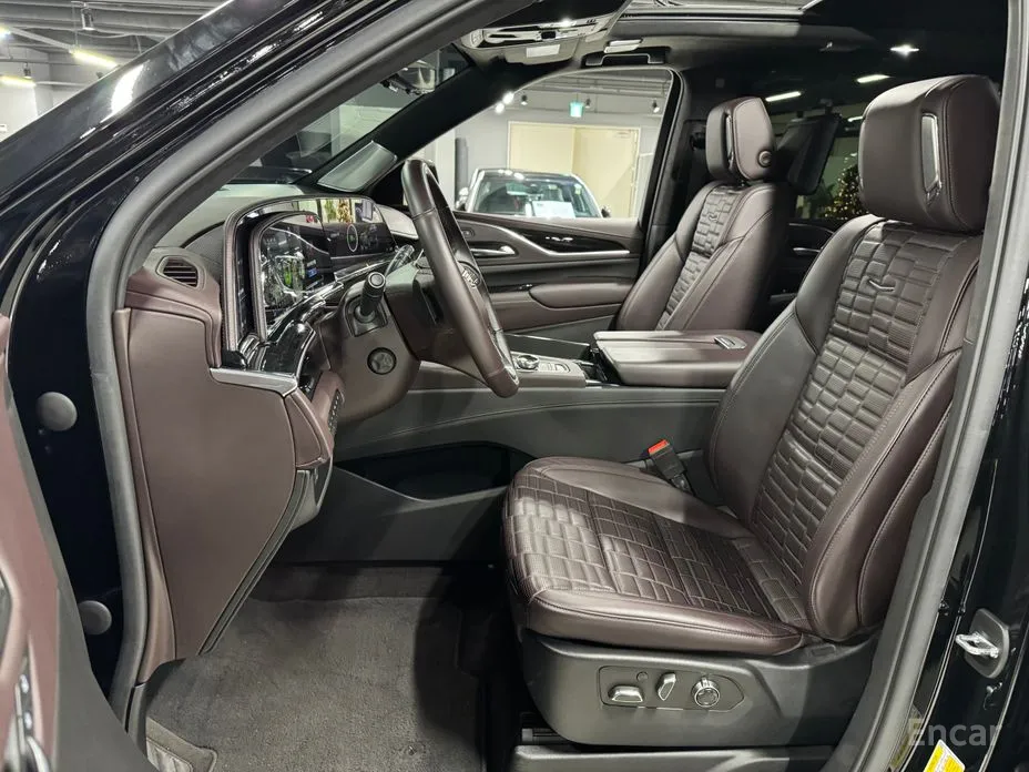 Фото 6 - Cadillac Escalade