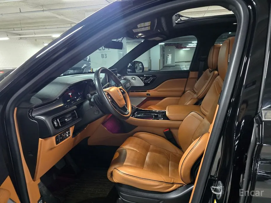 Фото 7 - Lincoln Aviator