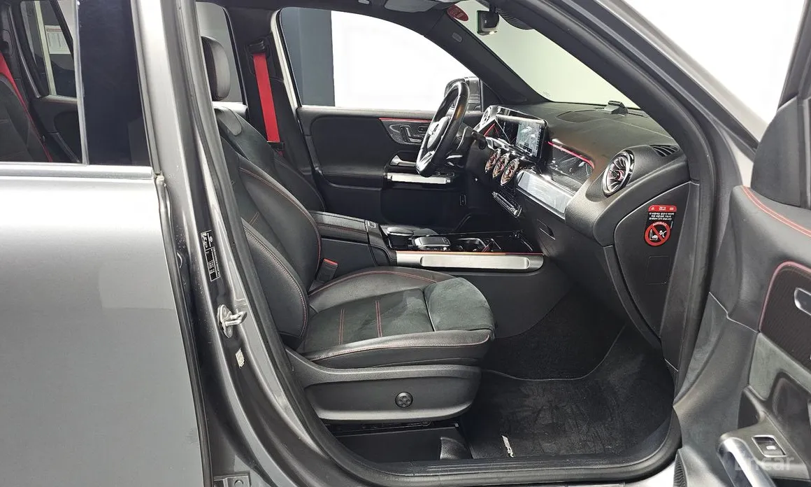 Mercedes-Benz GLB-Class 2020 AMG GLB35 4MATIC