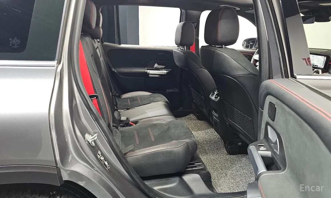 Mercedes-Benz GLB-Class 2020 AMG GLB35 4MATIC