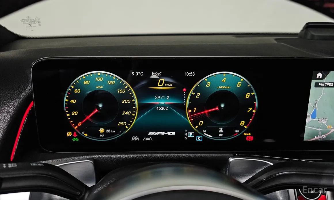 Mercedes-Benz GLB-Class 2020 AMG GLB35 4MATIC