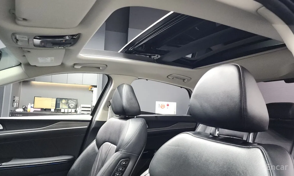 Фото 18 - Kia K5