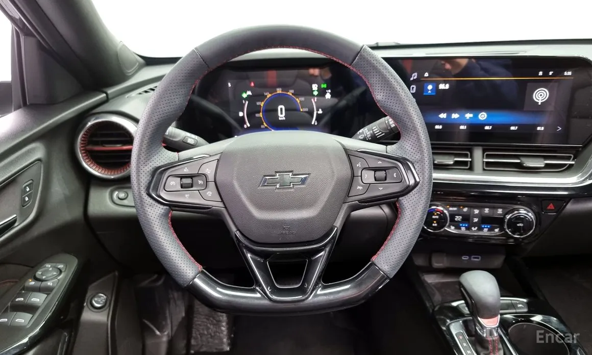 Фото 13 - Chevrolet Trax