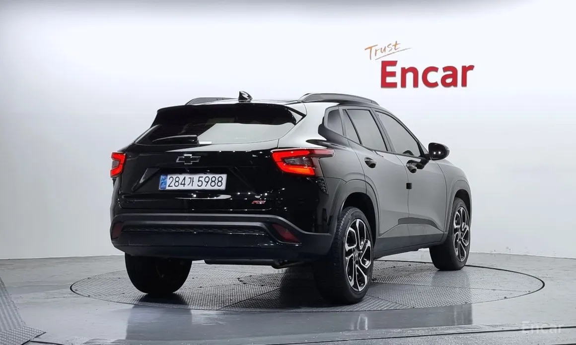 Фото 2 - Chevrolet Trax