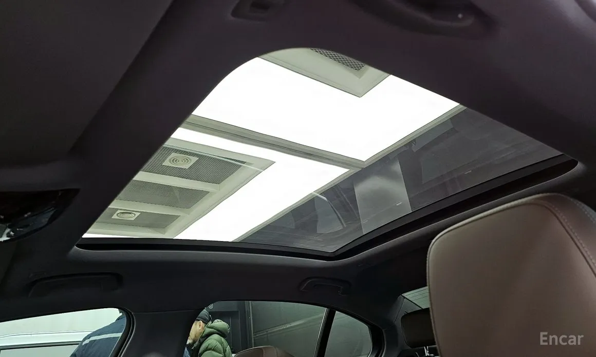 Фото 18 - BMW 5 Series