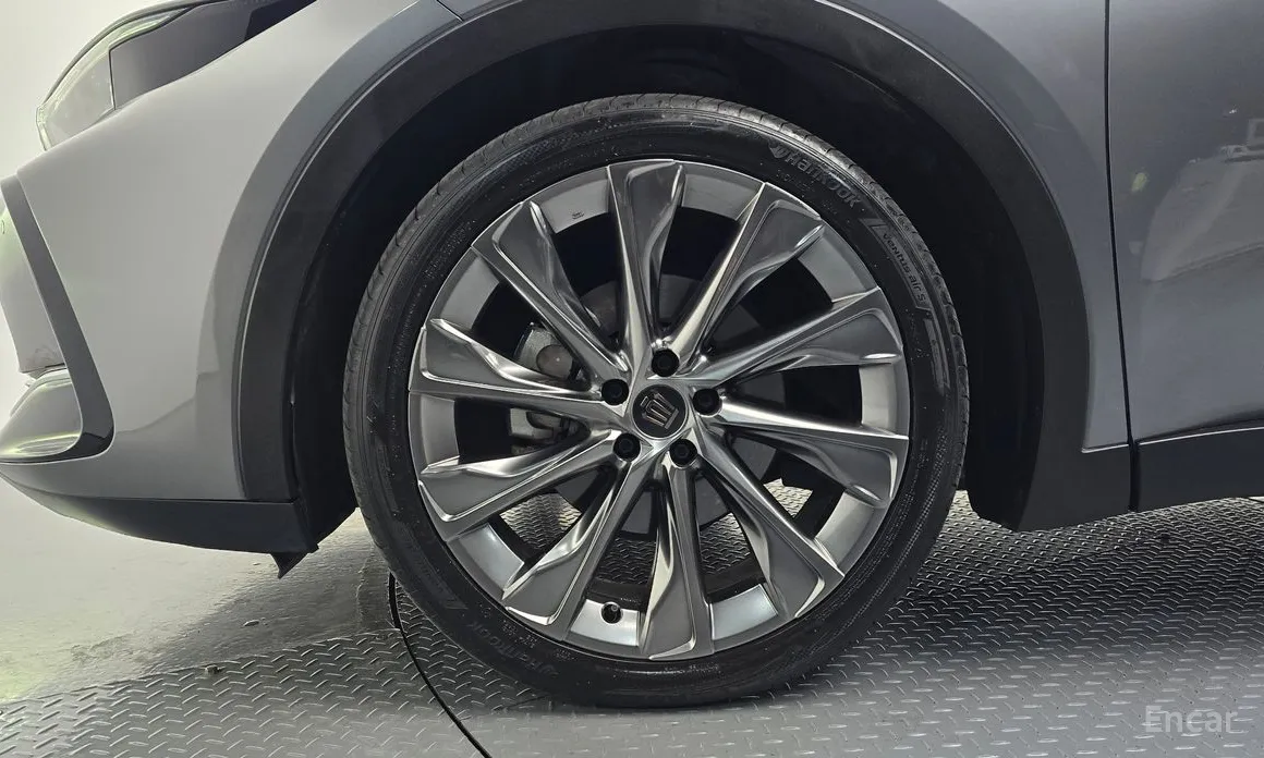 Фото 5 - Toyota Crown