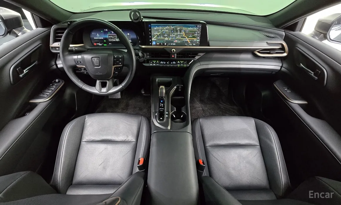 Фото 7 - Toyota Crown