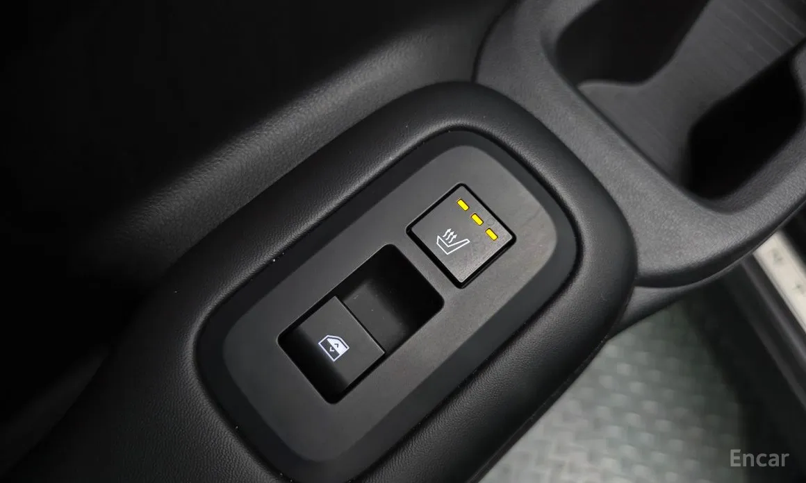 Фото 19 - Hyundai Santa Fe