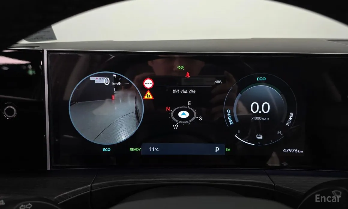 Фото 8 - Hyundai Santa Fe